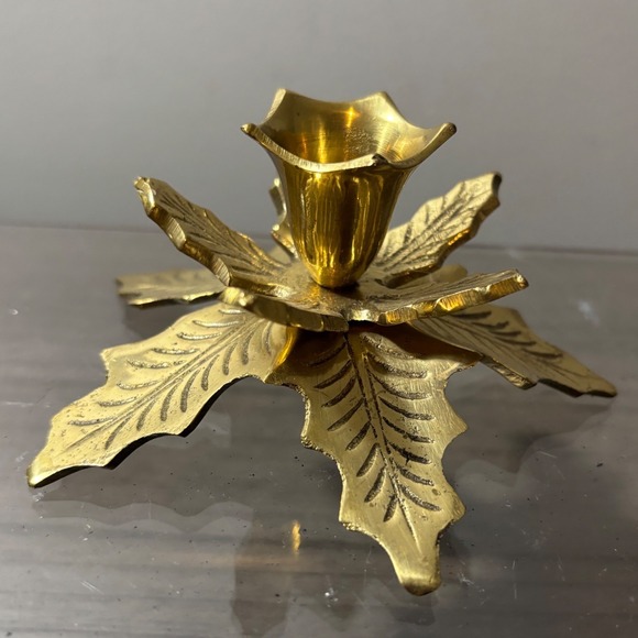 Vintage Solid Brass Holly Leaf Poinsettia Chamber Candle Holder - Picture 3 of 5